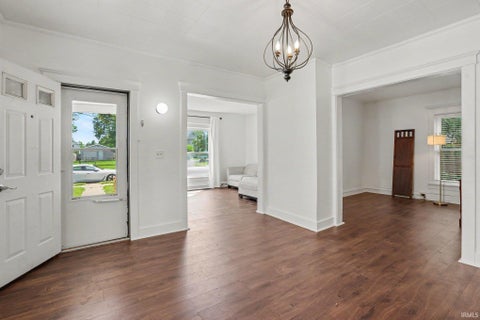 Tiny photo for 216 W Broadway Street, Mishawaka, IN 46545 (MLS # 202636390)