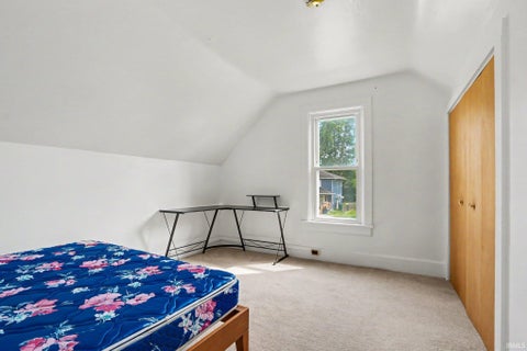 Tiny photo for 216 W Broadway Street, Mishawaka, IN 46545 (MLS # 202636390)