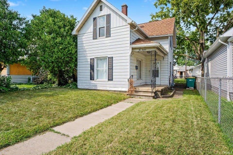 Tiny photo for 216 W Broadway Street, Mishawaka, IN 46545 (MLS # 202636390)
