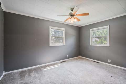 Tiny photo for 10346 E 170 S, Greentown, IN 46936 (MLS # 202630071)