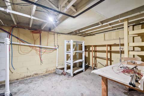 Tiny photo for 10346 E 170 S, Greentown, IN 46936 (MLS # 202630071)
