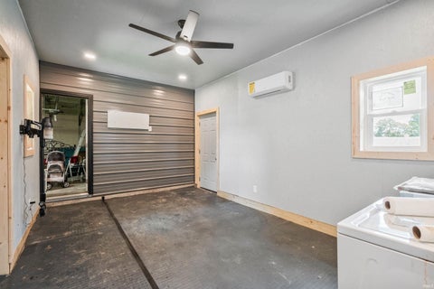Tiny photo for 10346 E 170 S, Greentown, IN 46936 (MLS # 202630071)