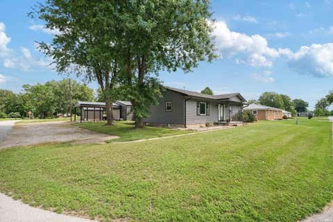 Tiny photo for 10346 E 170 S, Greentown, IN 46936 (MLS # 202630071)