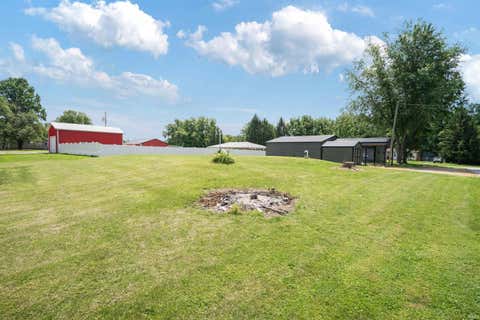 Tiny photo for 10346 E 170 S, Greentown, IN 46936 (MLS # 202630071)