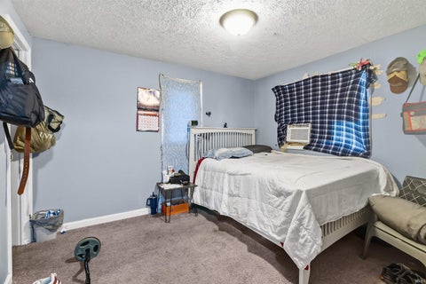 Tiny photo for 1002 E 30th Street, Marion, IN 46953 (MLS # 202625408)