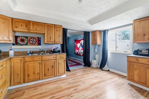 Tiny photo for 1002 E 30th Street, Marion, IN 46953 (MLS # 202625408)