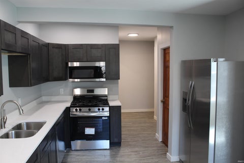 Tiny photo for 1606 N 12th Street, Lafayette, IN 47904 (MLS # 202637250)