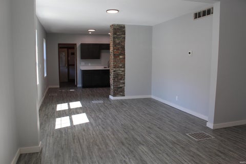 Tiny photo for 1606 N 12th Street, Lafayette, IN 47904 (MLS # 202637250)