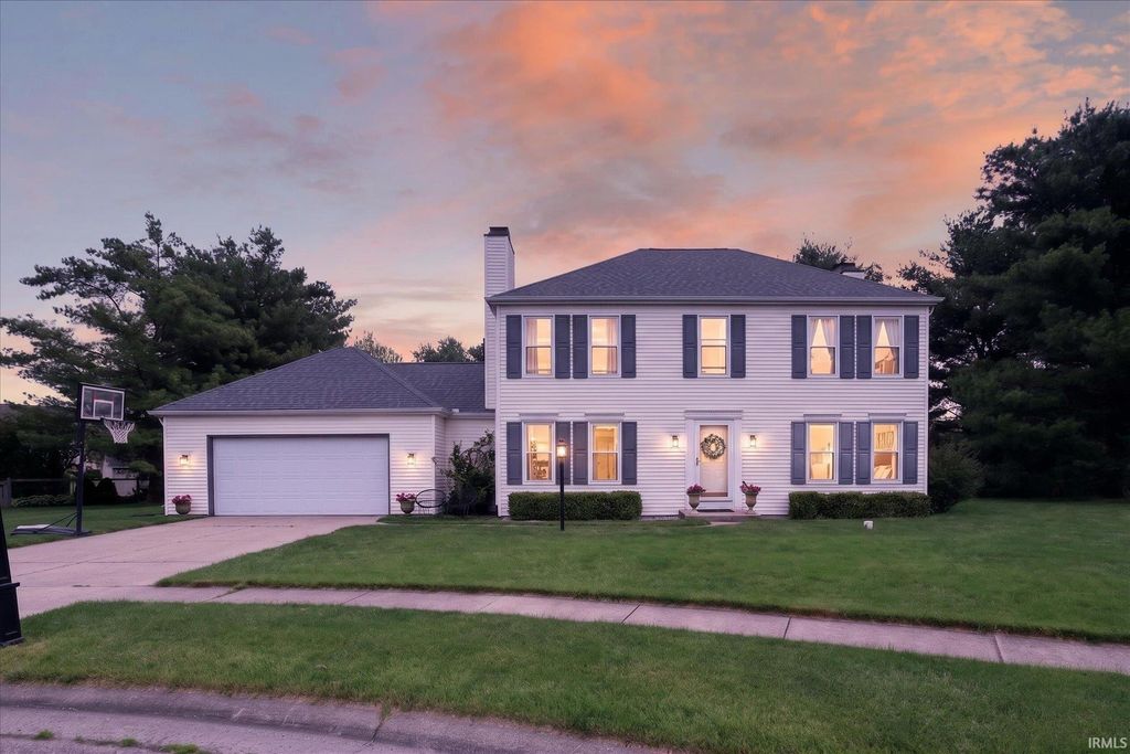 Photo of 51514 Steeple Chase Court, Granger, IN 46530 (MLS # 202619528)