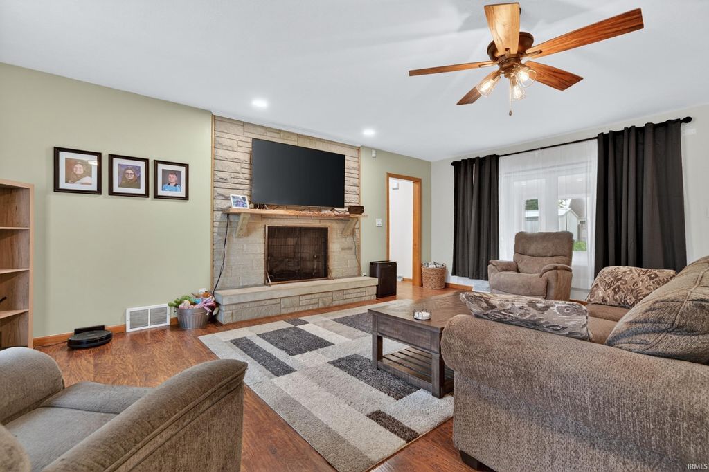 Photo of 3132 Fairview Avenue, Logansport, IN 46947 (MLS # 202620277)
