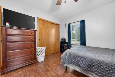 Tiny photo for 3132 Fairview Avenue, Logansport, IN 46947 (MLS # 202620277)