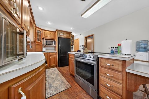 Tiny photo for 3132 Fairview Avenue, Logansport, IN 46947 (MLS # 202620277)