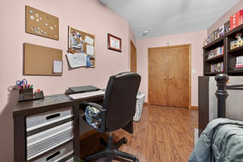 Tiny photo for 3132 Fairview Avenue, Logansport, IN 46947 (MLS # 202620277)