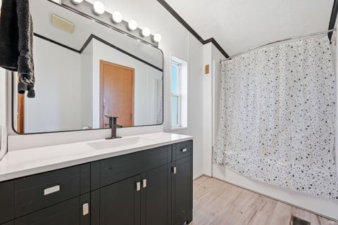 Tiny photo for 3657 N County Road 425 W, New Castle, IN 47362 (MLS # 202612029)