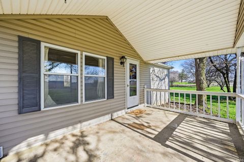 Tiny photo for 3657 N County Road 425 W, New Castle, IN 47362 (MLS # 202612029)