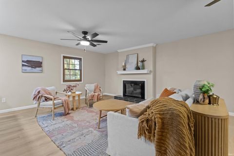 Tiny photo for 1085 N 400 W, Kokomo, IN 46901 (MLS # 202542026)