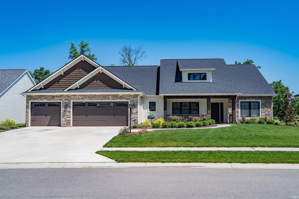 Photo of 824 Bingham Pass, Fort Wayne, IN 46845 (MLS # 202600861)