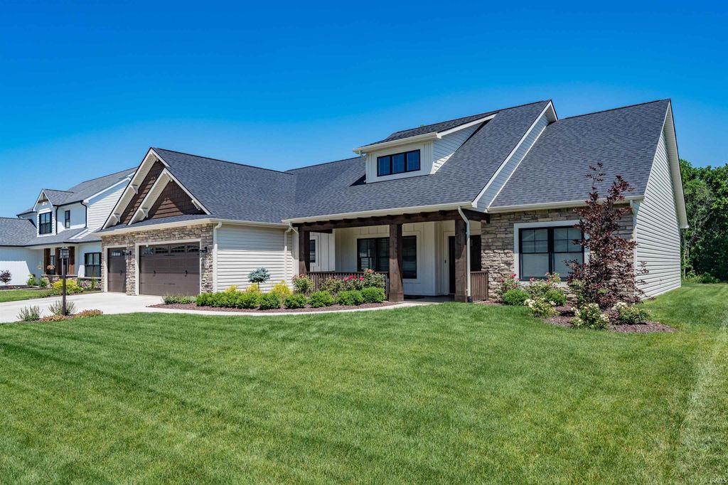 Photo of 824 Bingham Pass, Fort Wayne, IN 46845 (MLS # 202600861)