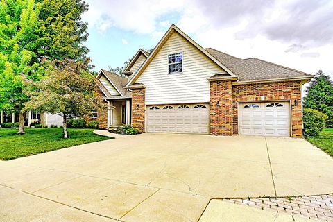 Photo of 4627 Duckhorn Lane, Lafayette, IN 47909 (MLS # 202618494)