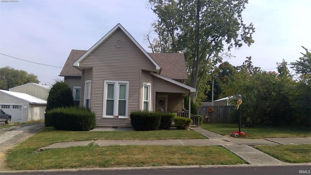 Photo of 318 N Seminary Street, Princeton, IN 47670 (MLS # 202545373)