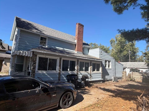 Tiny photo for 1920 Schuyler Avenue #1 & 2, Lafayette, IN 47904 (MLS # 202643361)