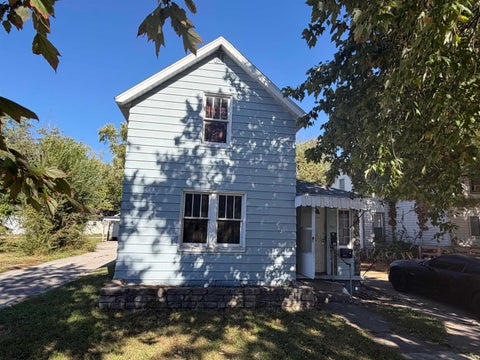 Photo of 1920 Schuyler Avenue #1 & 2, Lafayette, IN 47904 (MLS # 202643361)