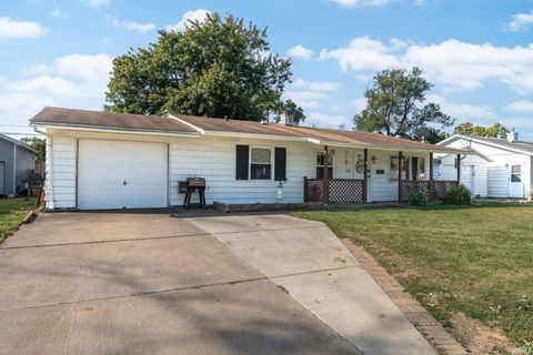 Photo of 1029 Alder Drive, Lafayette, IN 47909 (MLS # 202536880)