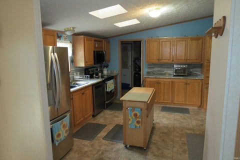 Tiny photo for 8369 W 700 S, Rossville, IN 46065 (MLS # 202639475)