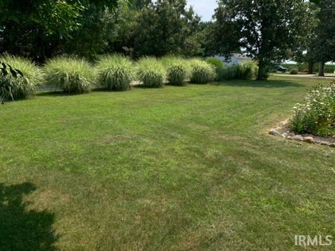 Tiny photo for 8369 W 700 S, Rossville, IN 46065 (MLS # 202639475)