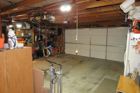 Tiny photo for 8369 W 700 S, Rossville, IN 46065 (MLS # 202639475)