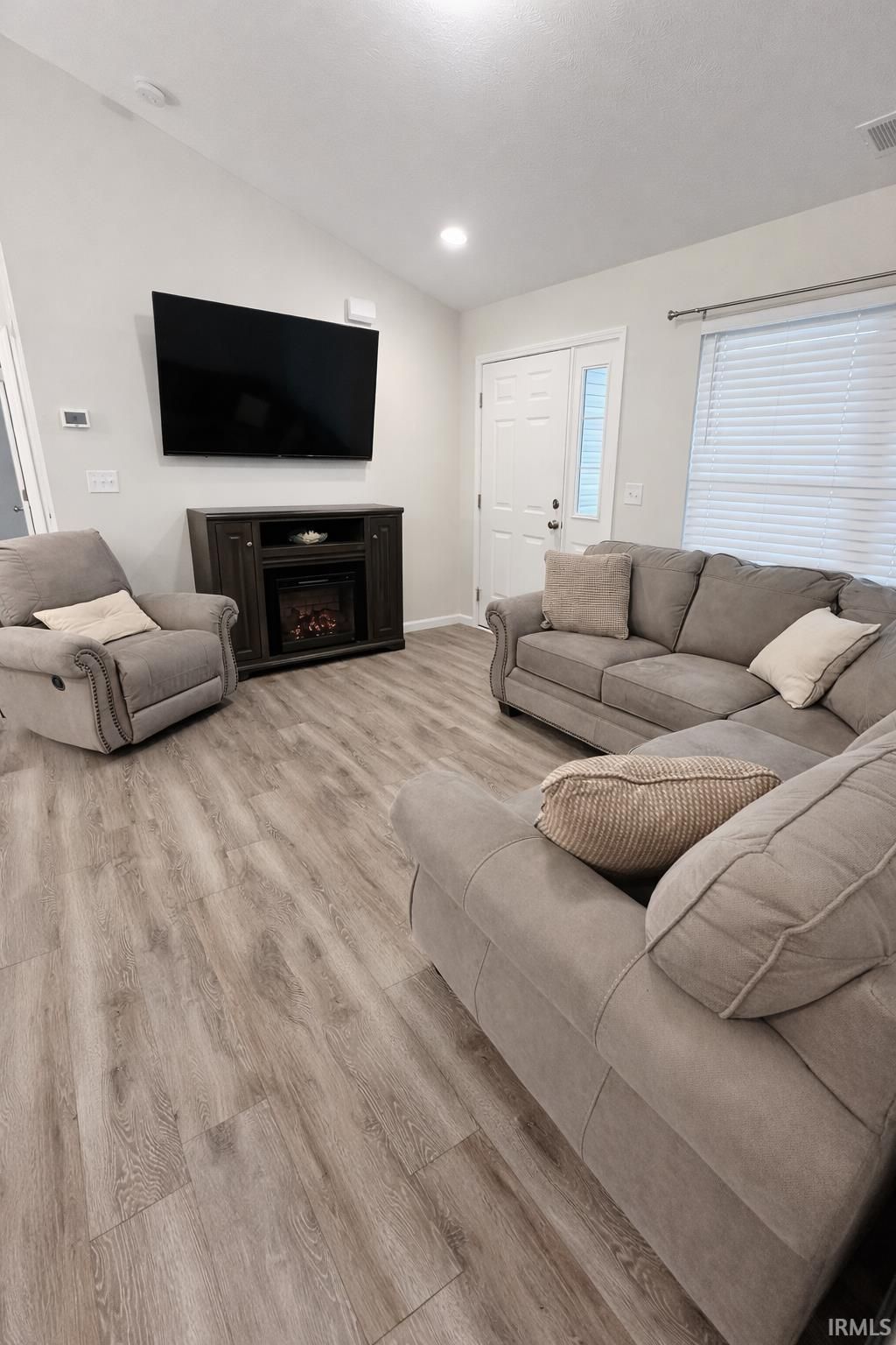 Photo of 1313 S Baldwin Court, Princeton, IN 47670 (MLS # 202601726)