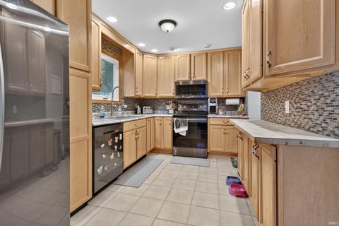 Tiny photo for 2302 Baton Rouge Drive, Kokomo, IN 46902 (MLS # 202640875)