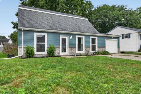 Tiny photo for 2302 Baton Rouge Drive, Kokomo, IN 46902 (MLS # 202640875)
