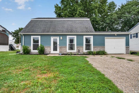 Photo of 2302 Baton Rouge Drive, Kokomo, IN 46902 (MLS # 202640875)