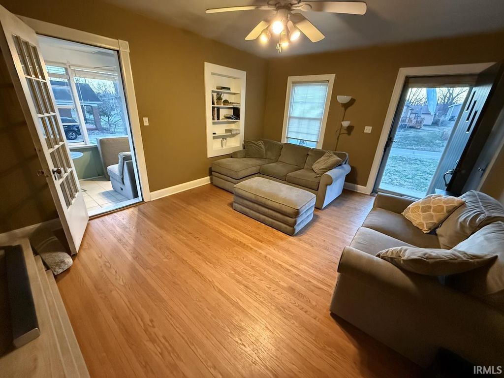 Photo of 1500 S Red Bank Road, Evansville, IN 47712 (MLS # 202606358)