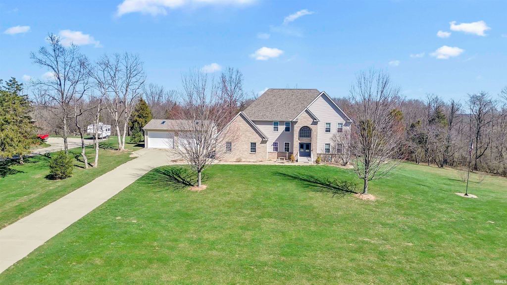 Photo of 845 E Alexis Way, Bloomington, IN 47401 (MLS # 202608055)