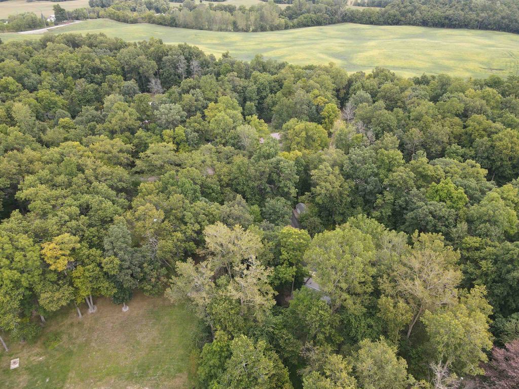 Photo of 20 Lane 100 Lake Arrowhead, Hudson, IN 46747 (MLS # 202536222)