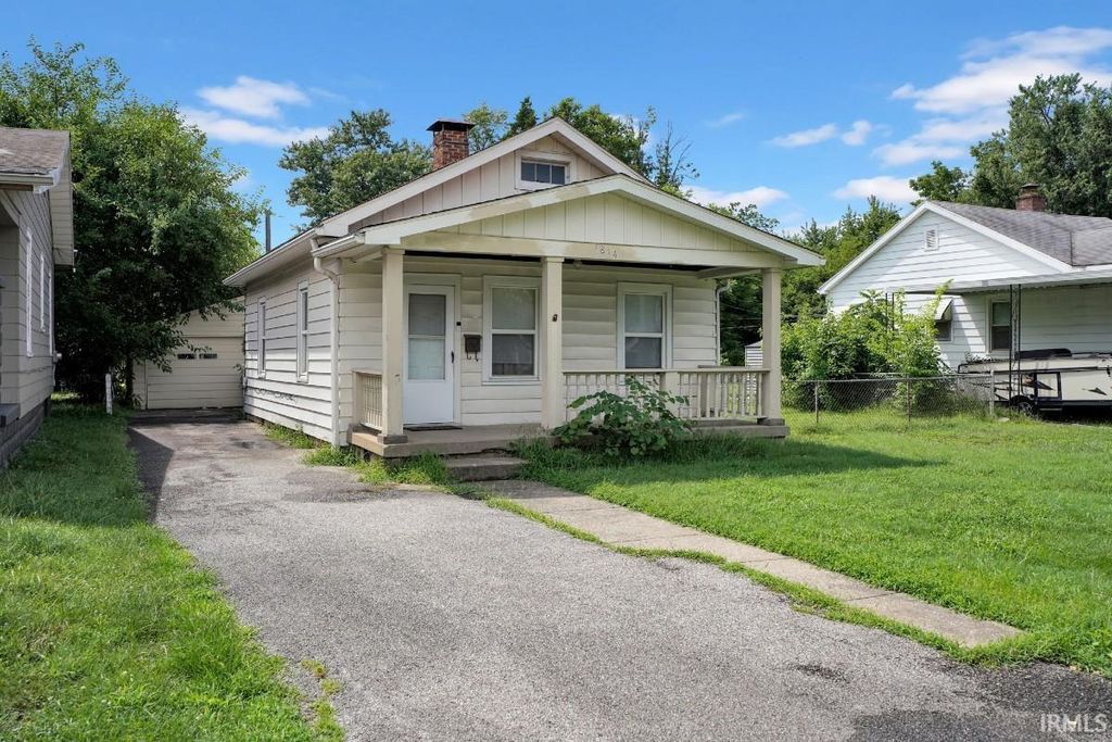 Photo of 1814 Hercules Avenue, Evansville, IN 47711 (MLS # 202612820)