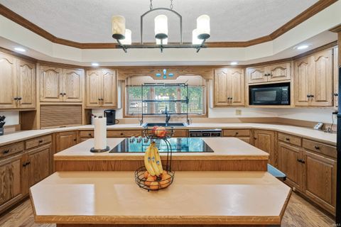 Tiny photo for 509 Venetian Way, Kokomo, IN 46901 (MLS # 202535548)