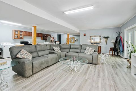 Tiny photo for 509 Venetian Way, Kokomo, IN 46901 (MLS # 202535548)