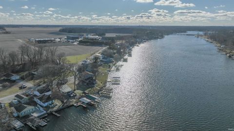 Tiny photo for 5008 E Shady Point Drive, Monticello, IN 47960 (MLS # 202601803)