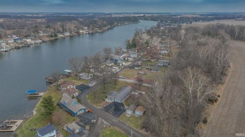 Tiny photo for 5008 E Shady Point Drive, Monticello, IN 47960 (MLS # 202601803)