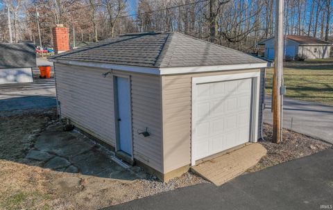 Tiny photo for 5008 E Shady Point Drive, Monticello, IN 47960 (MLS # 202601803)