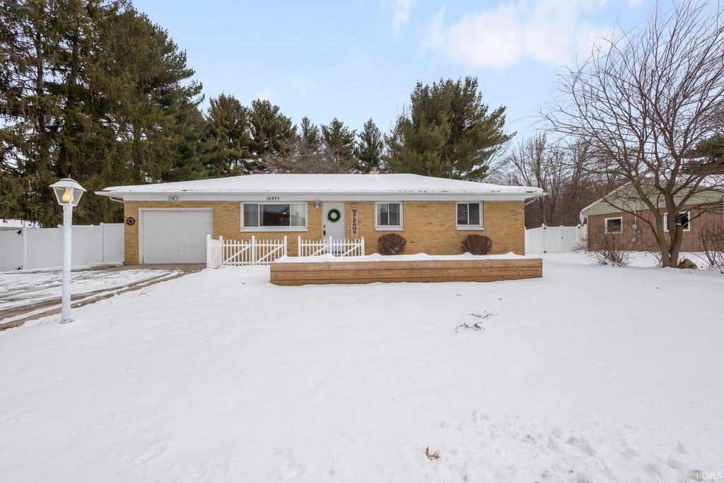 Photo of 16975 Clovis Street, South Bend, IN 46635 (MLS # 202606444)
