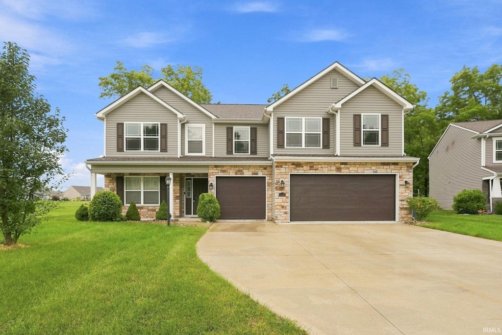 Photo of 12559 Tolee Court, Fort Wayne, IN 46818 (MLS # 202636127)