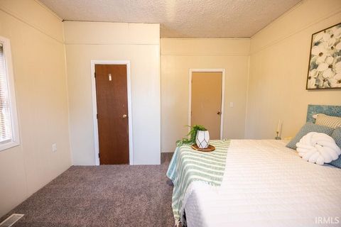 Tiny photo for 626 E Jackson Street, Kokomo, IN 46901 (MLS # 202616465)