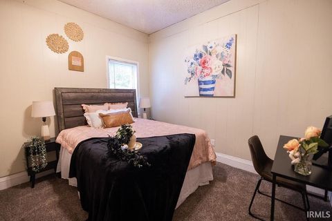 Tiny photo for 626 E Jackson Street, Kokomo, IN 46901 (MLS # 202616465)