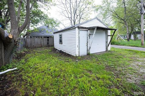 Tiny photo for 626 E Jackson Street, Kokomo, IN 46901 (MLS # 202616465)
