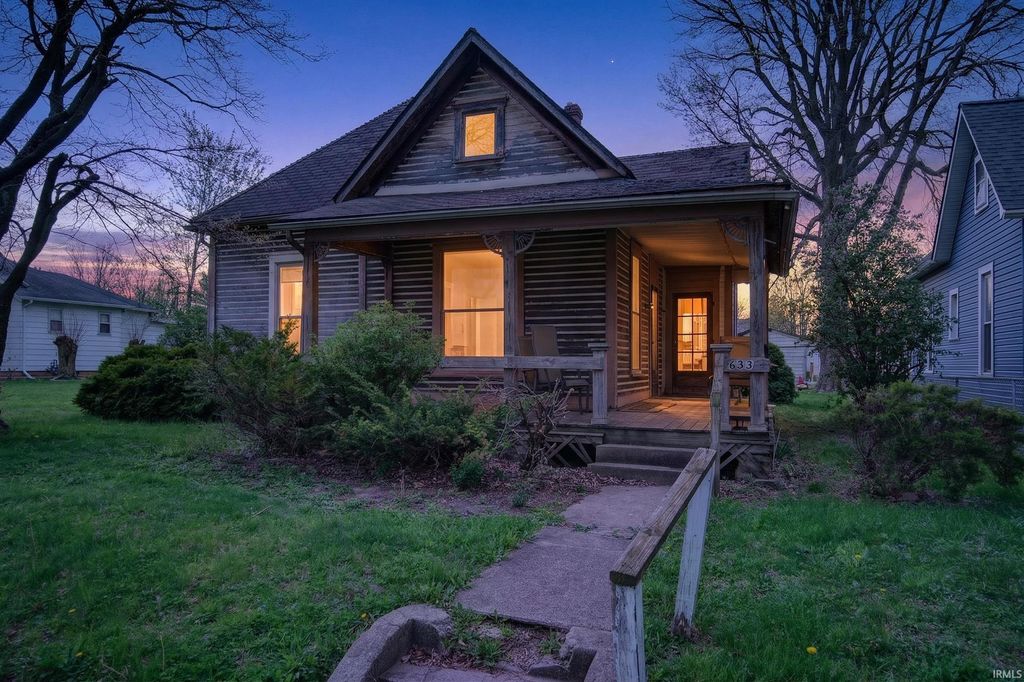 Photo of 633 S Apperson Way, Kokomo, IN 46901 (MLS # 202613118)