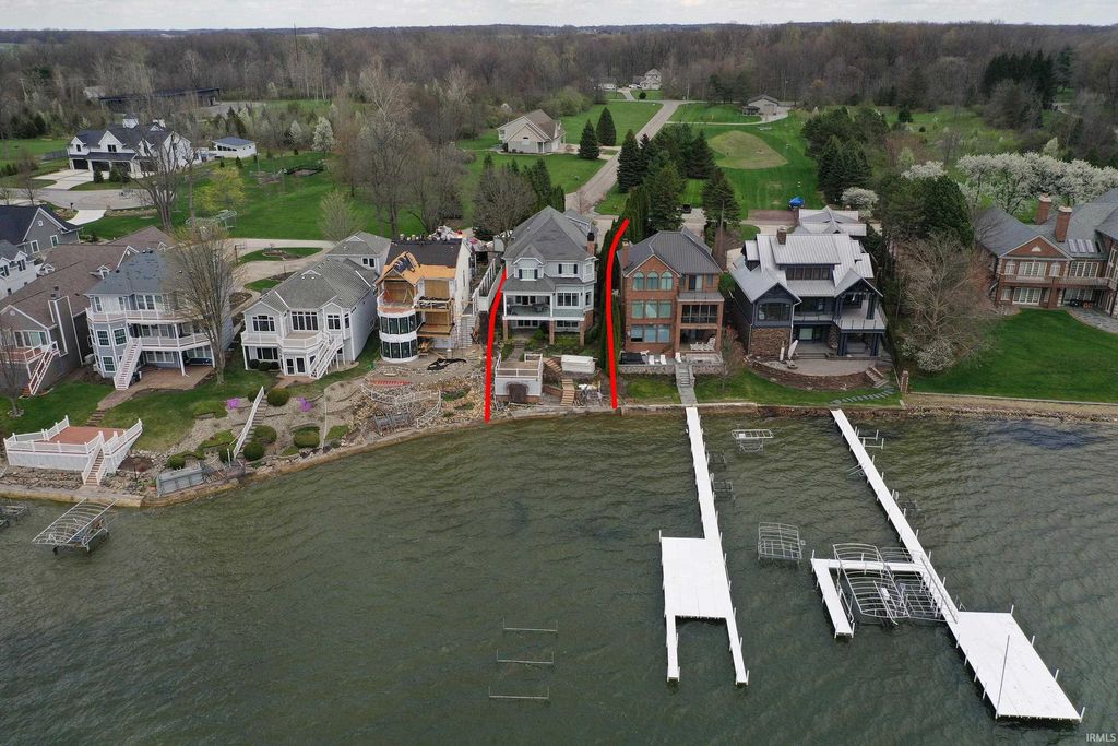 Photo of 9317 E Woodys Lane, Syracuse, IN 46567 (MLS # 202614187)